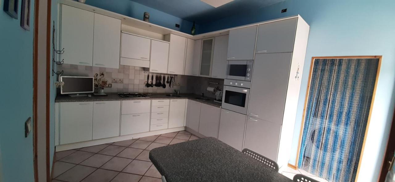Apartamento Casa Vacanza Frankino Bellano Exterior foto