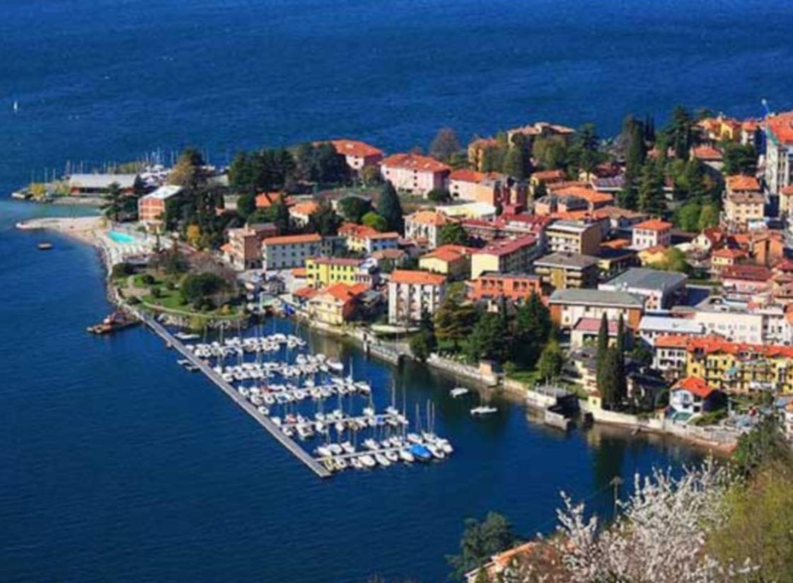 Apartamento Casa Vacanza Frankino Bellano Exterior foto